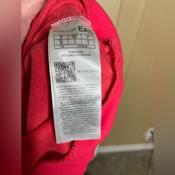 Guess Women’s Cropped Sweater Colorblock Crew Neck Size Small Coral White - Picture 3 of 3